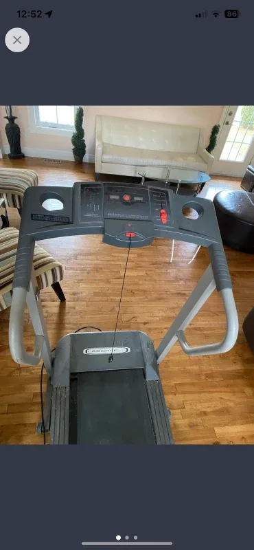 Treadmill - Great for home workouts! image indicator(2)