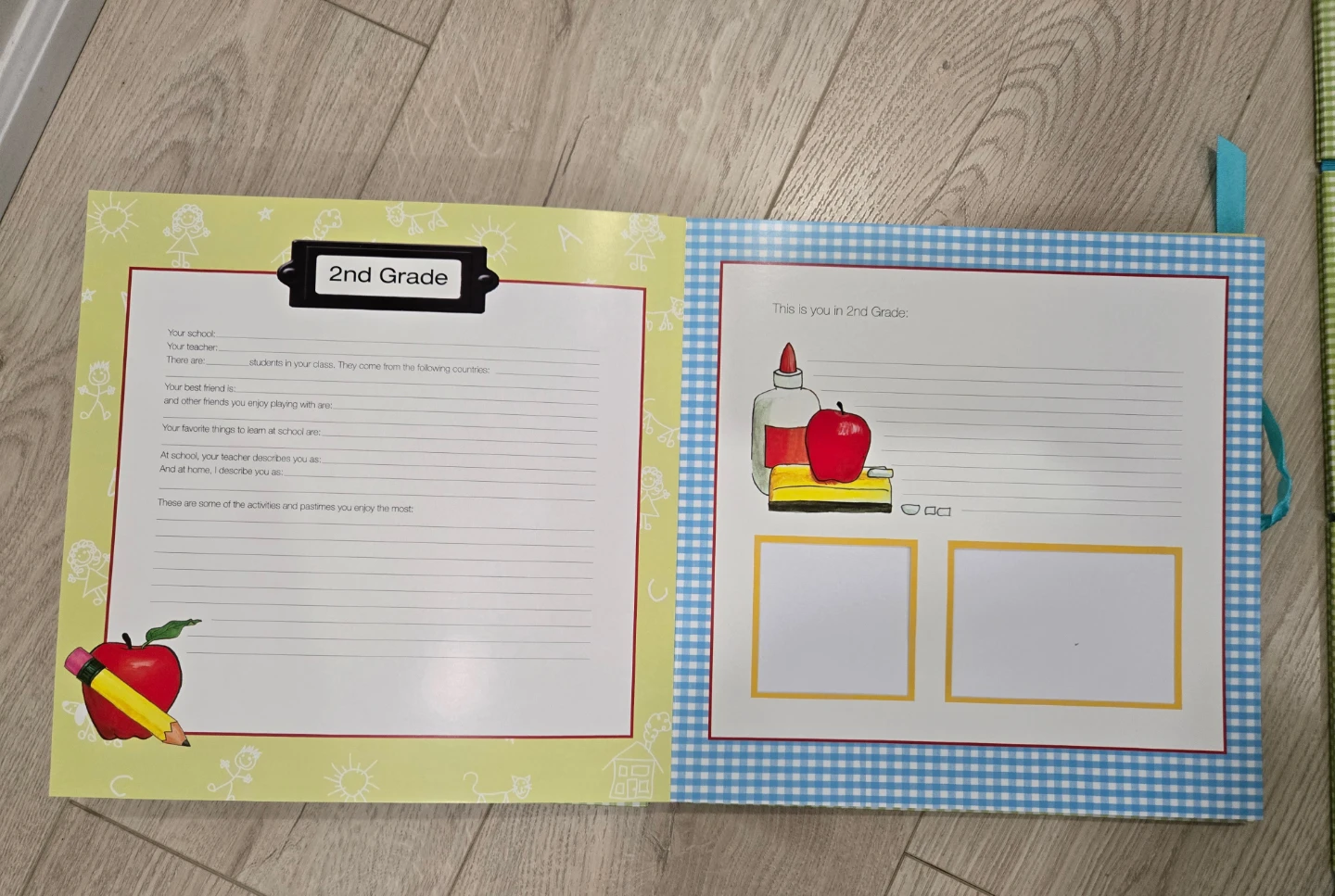 BNIB School Memories Photo Album Keepsake w Hanging Frame - photo 5