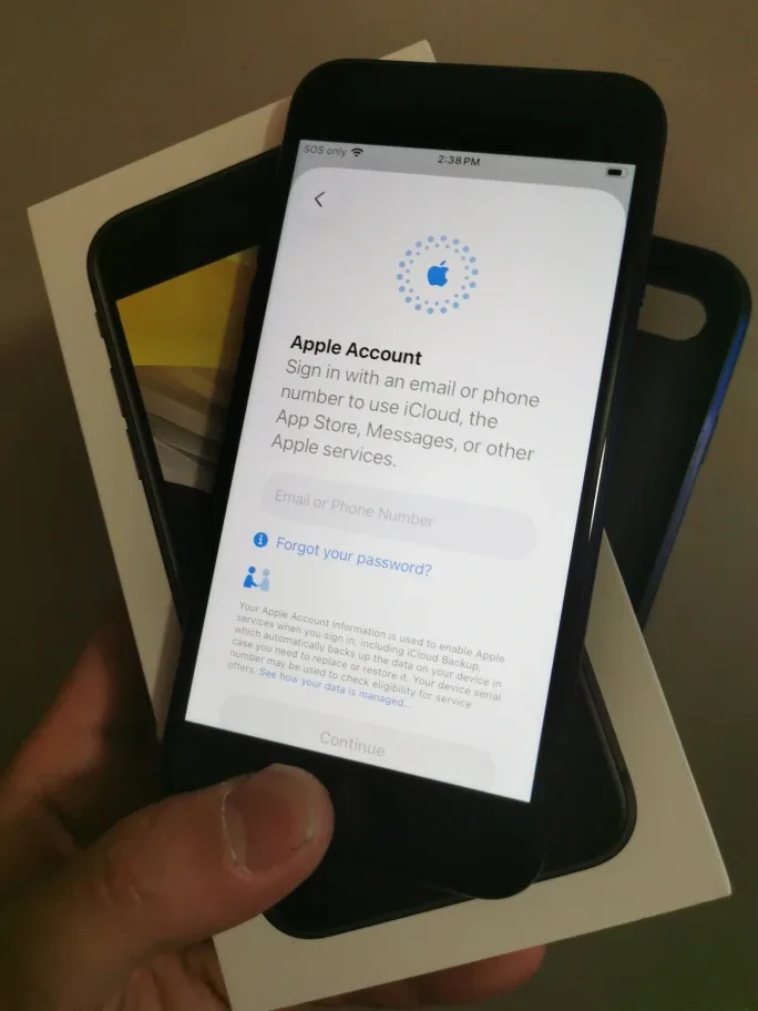 iPhone SE 2020 64G Unlocked image indicator(4)