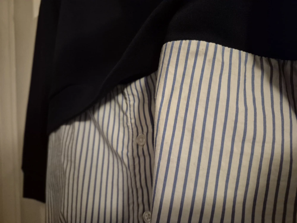 Reitmans XL Navy Blue Striped Blouse - photo 2