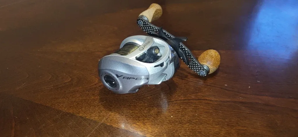 Quantum Vapor 101 Baitcast Reel (Left Hand Retrieve) image indicator(7)