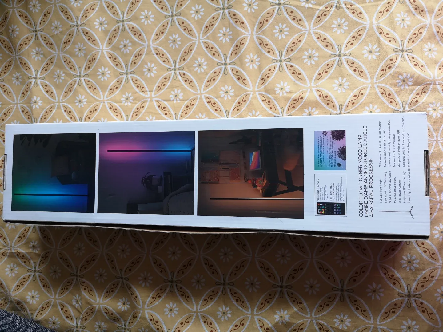 West & Arrow Color Flow Corner Mood Lamp - New image indicator(2)