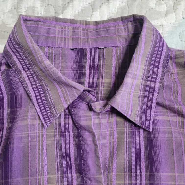 Ladies Size Small Petite Top image indicator(2)