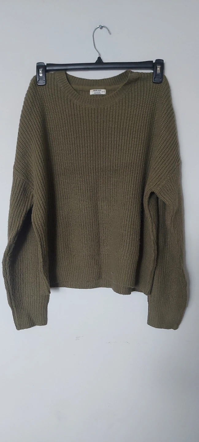 Assorted Women's Sweaters & Jackets - photo 2