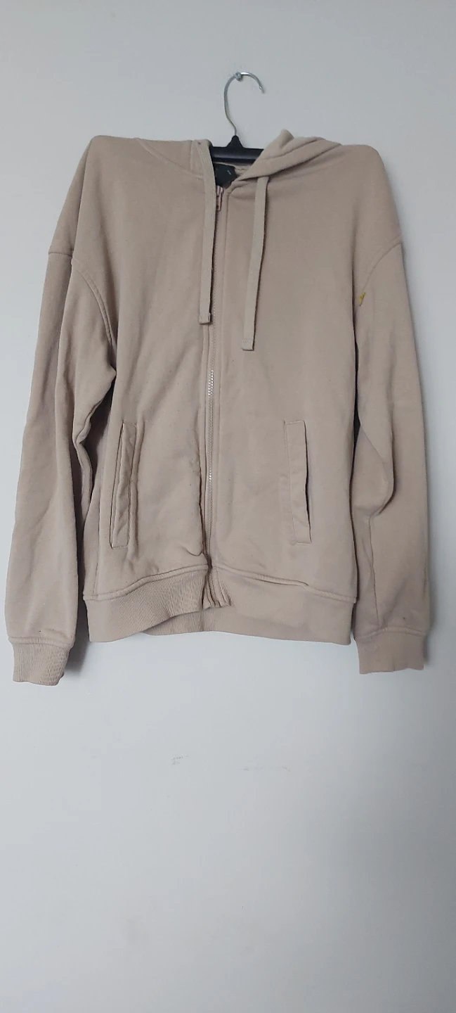 Assorted Women's Sweaters & Jackets - photo 3