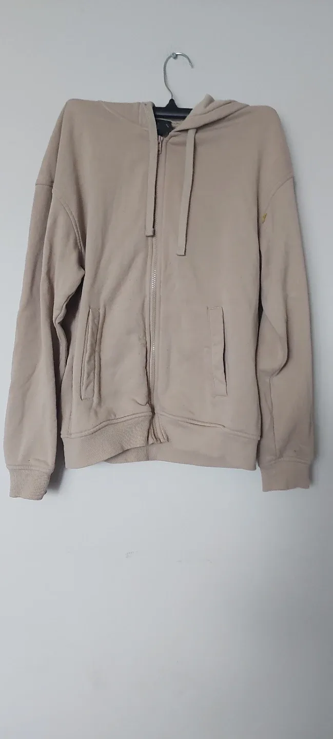 Assorted Women's Sweaters & Jackets image indicator(3)