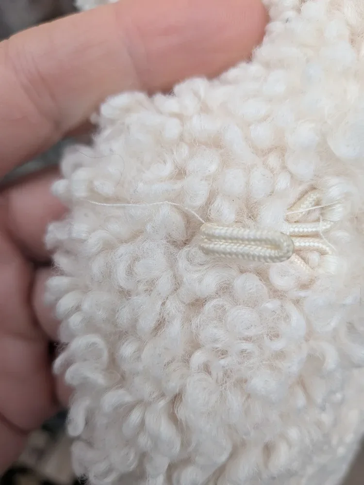 Cream Boucle Coat Size MEDIUM image indicator(8)