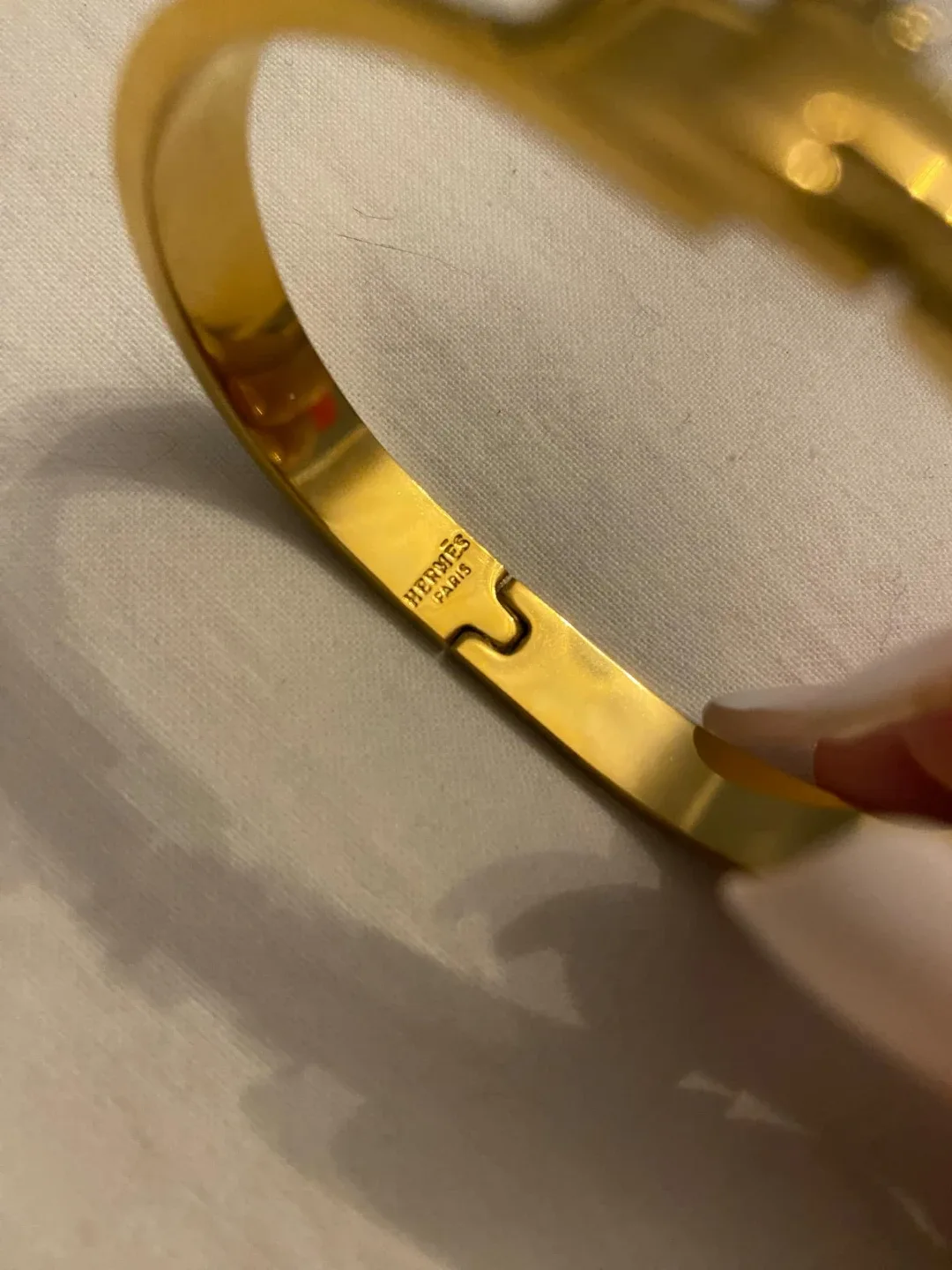 Hermès Clic H Bracelet - Gold & White image indicator(6)