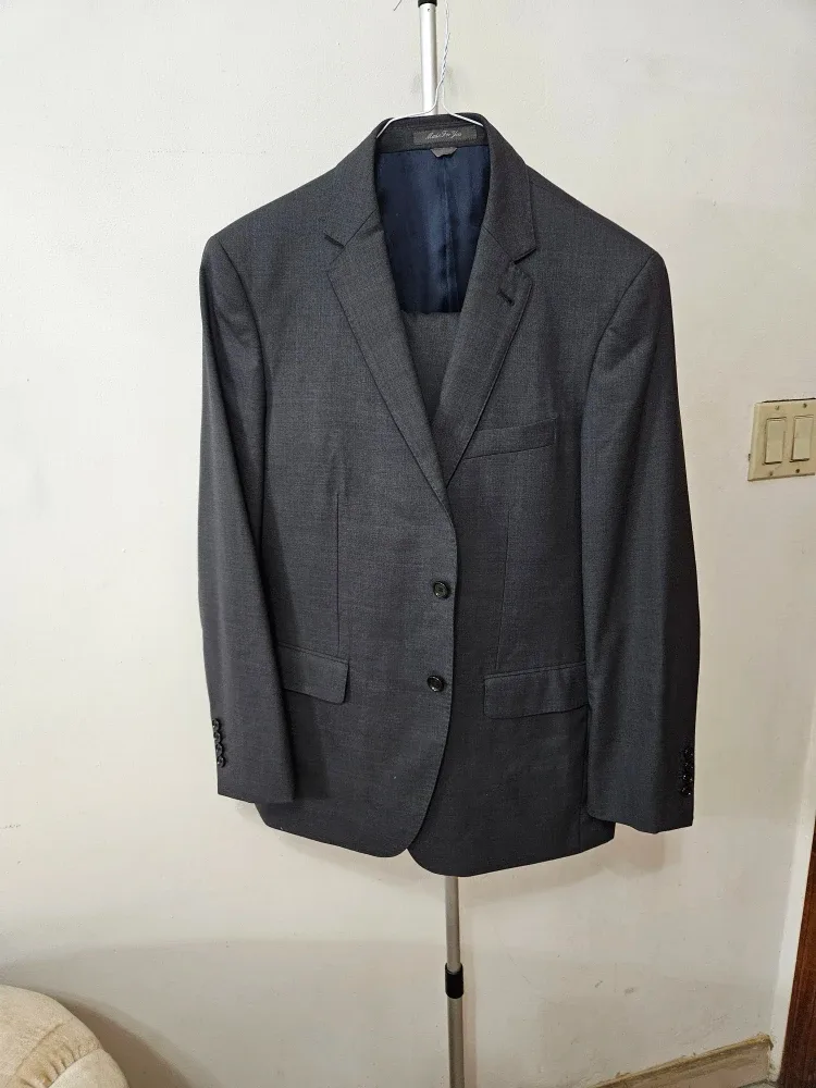 2 custom made suits size 44 regular