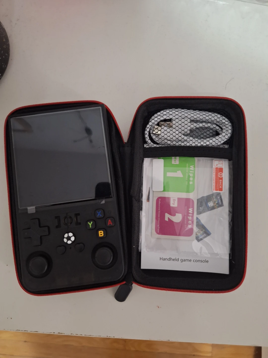 R36S Retro Handheld Game Console - Open Source - photo 3