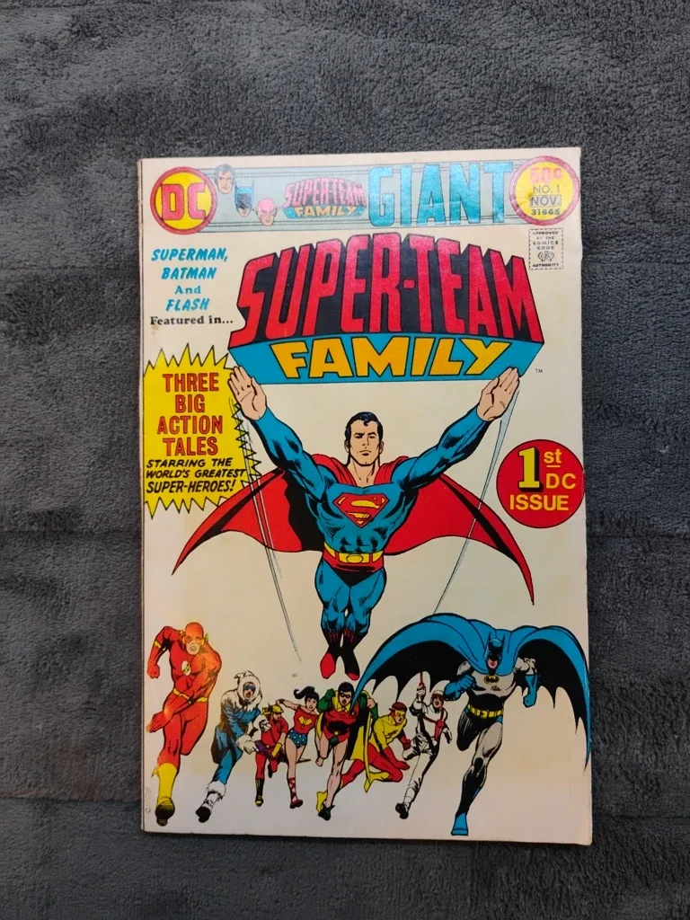 💥Super-Team Family #1 (DC Comics October-November 1975)
