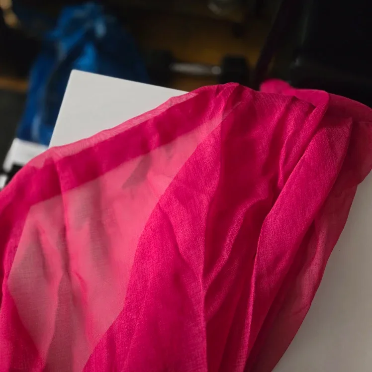 Two red curtains and two blue