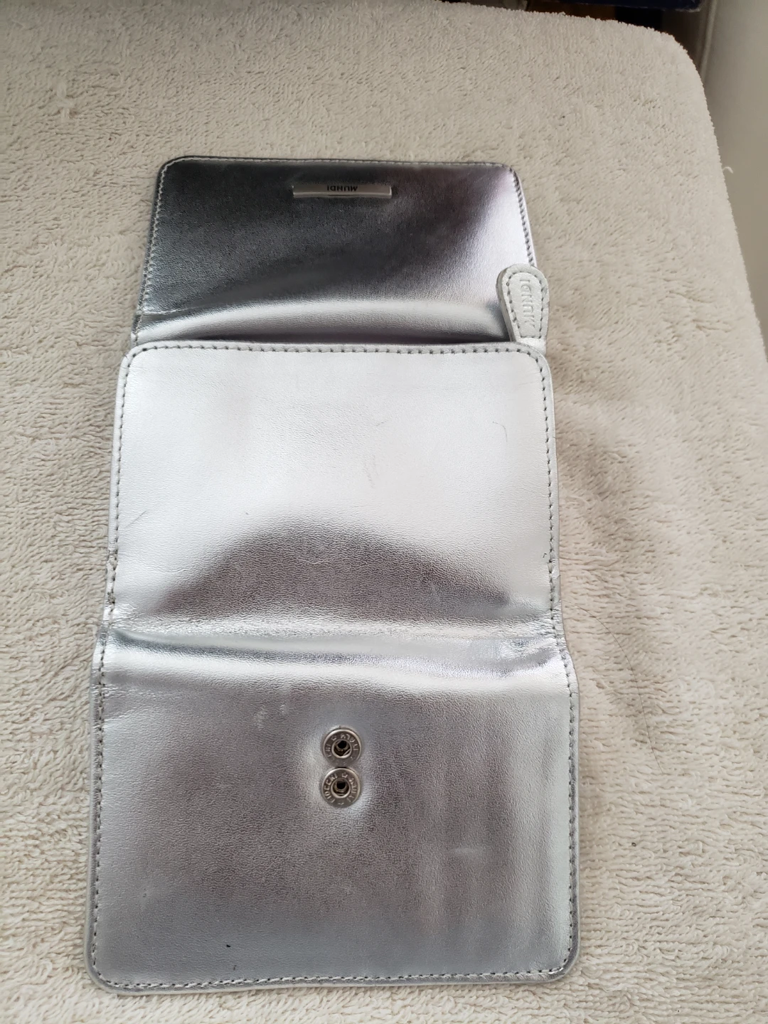 Coach Wristlet and Silver Wallet - photo 5