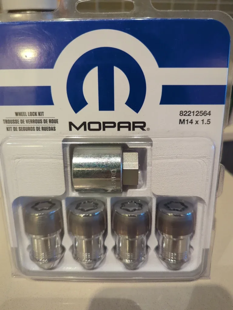 Mopar Wheel Lock Kit - New !