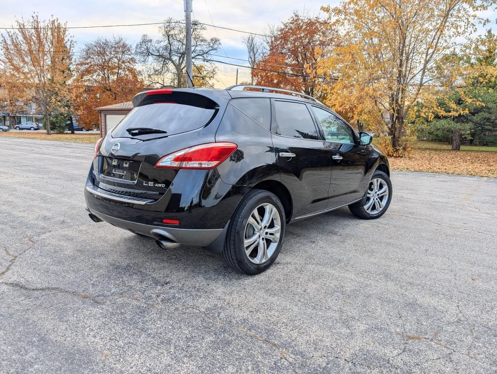 2011 Nissan Murano AWD image indicator(2)