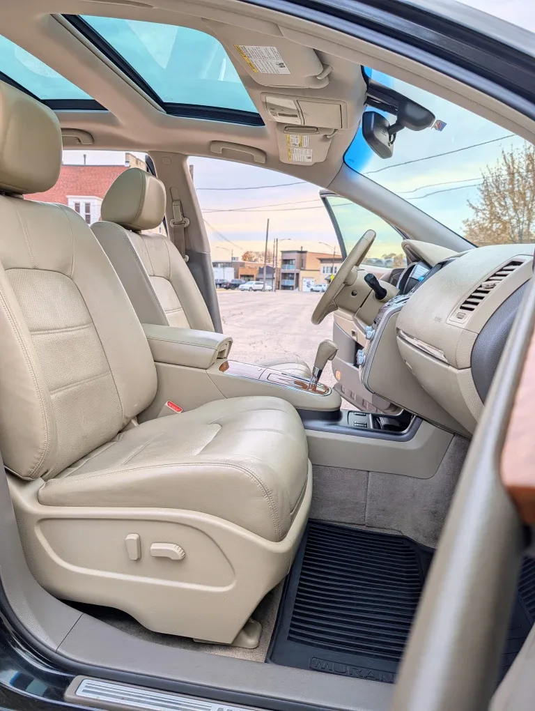 2011 Nissan Murano AWD image indicator(8)