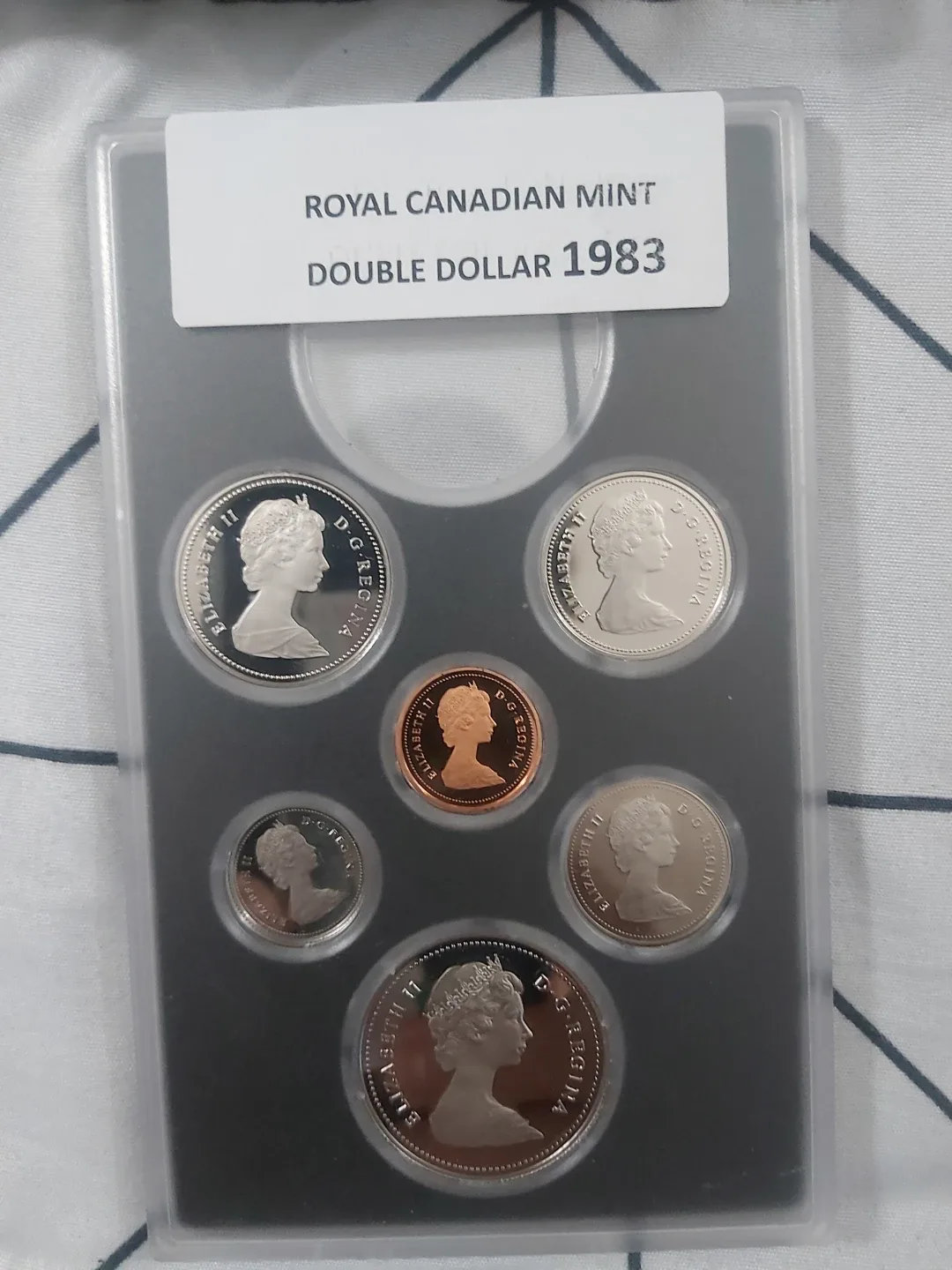 Royal Canadian Mint Double Dollar Coin Set image indicator(6)