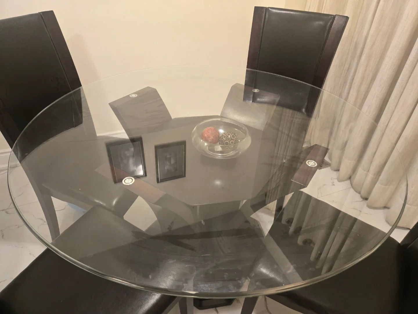 Glass Top Round Dining Table with 4 Chairs image indicator(4)