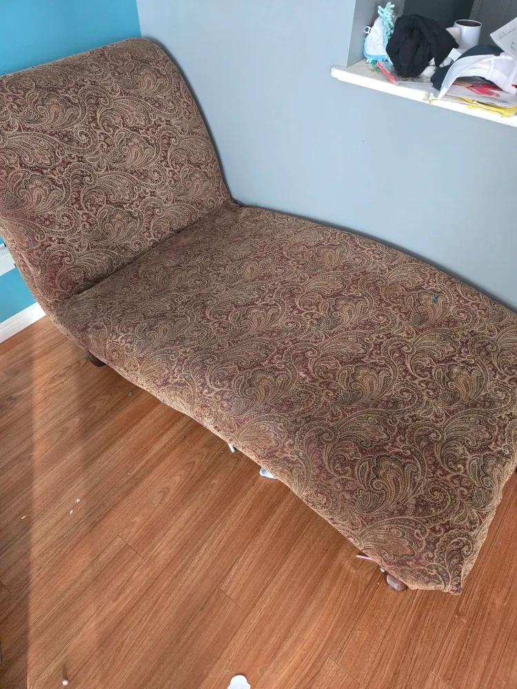Upholstered Chaise Lounge