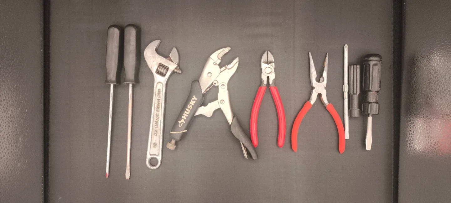 Husky Tool Set - Variety of Hand Tools image indicator(2)