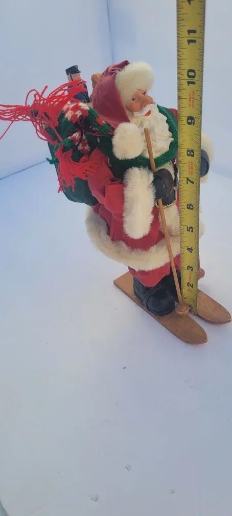 Santa Claus Skiing Figurine image indicator(6)