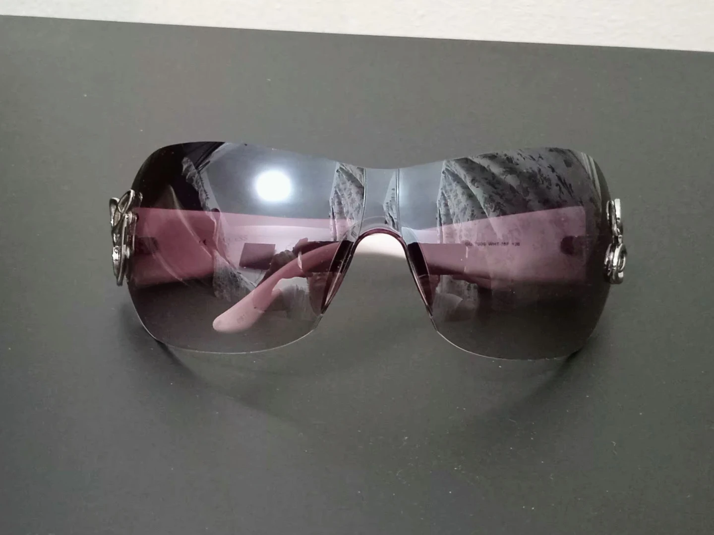 Guess Sunglasses. - photo 2