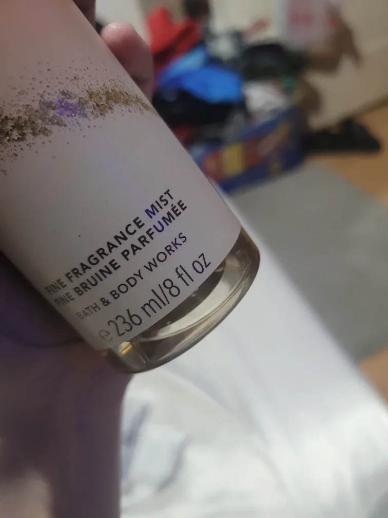 Bath & Body Works Warm Vanilla Sugar Fine Fragrance Mist image indicator(2)