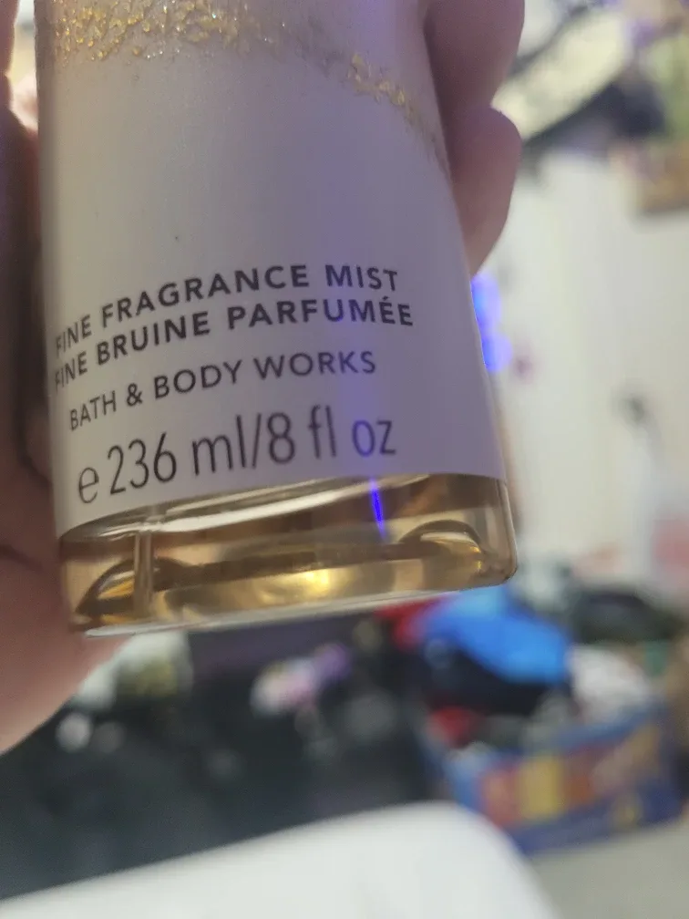 Bath & Body Works Warm Vanilla Sugar Fine Fragrance Mist image indicator(3)