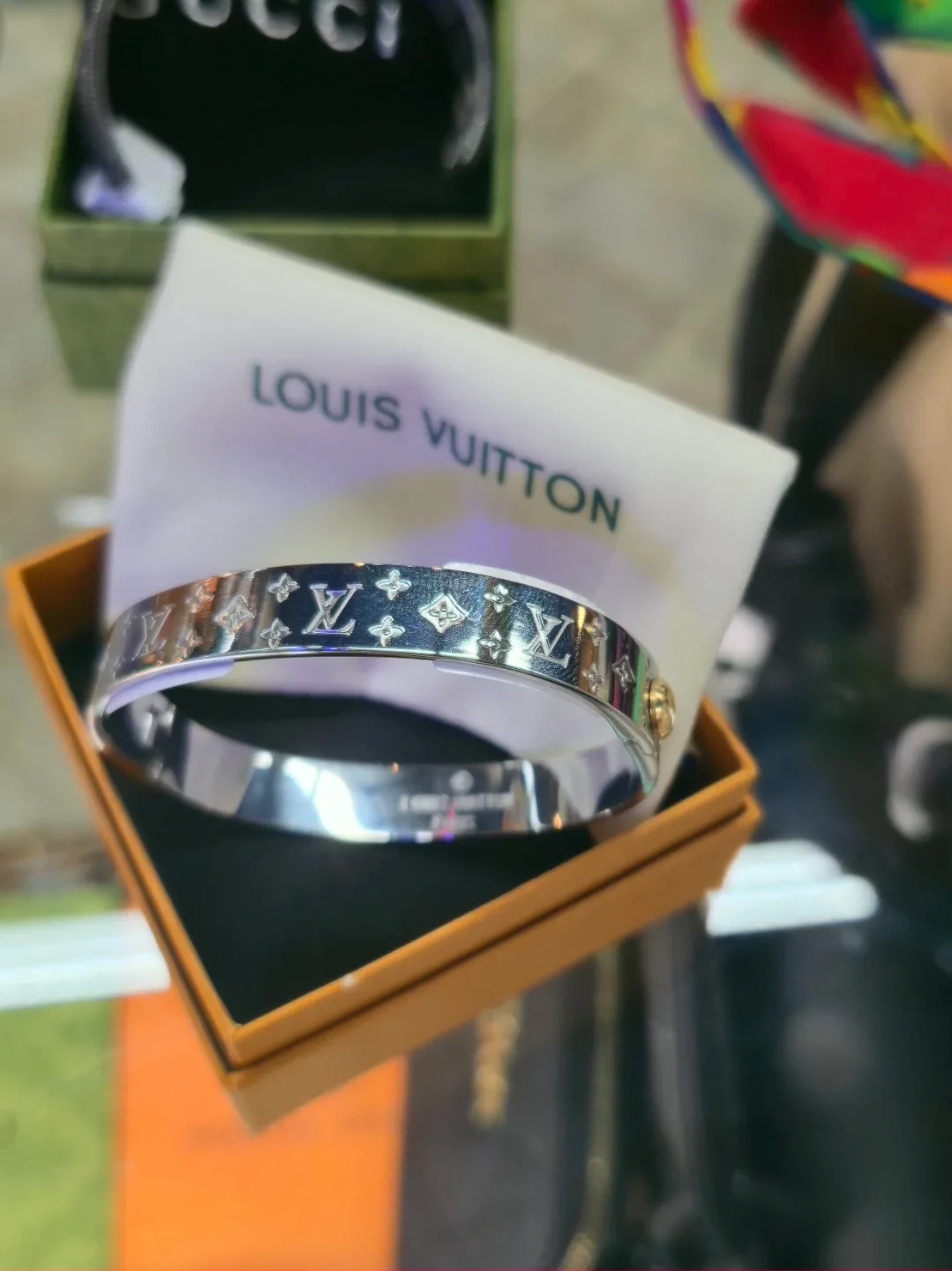 Luxury Clerance,Women’s Fashion,Bags,Belts,Watches & More image indicator(2)