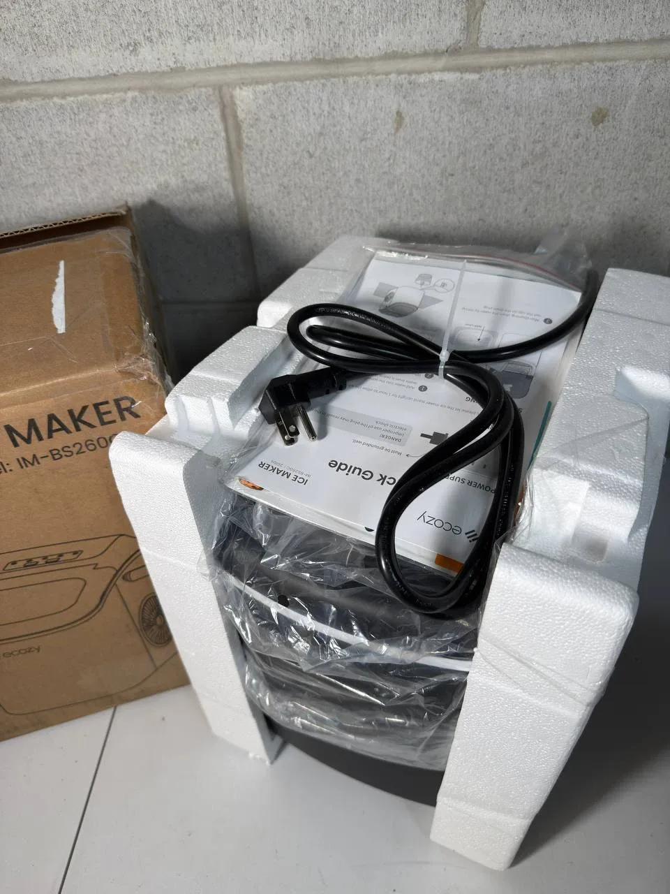 ecozy Portable Ice Maker Countertop, Black image indicator(3)