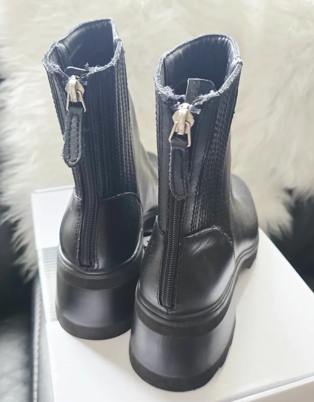 Brand new Dolce Vita Women leather boots for sale $69 image indicator(3)