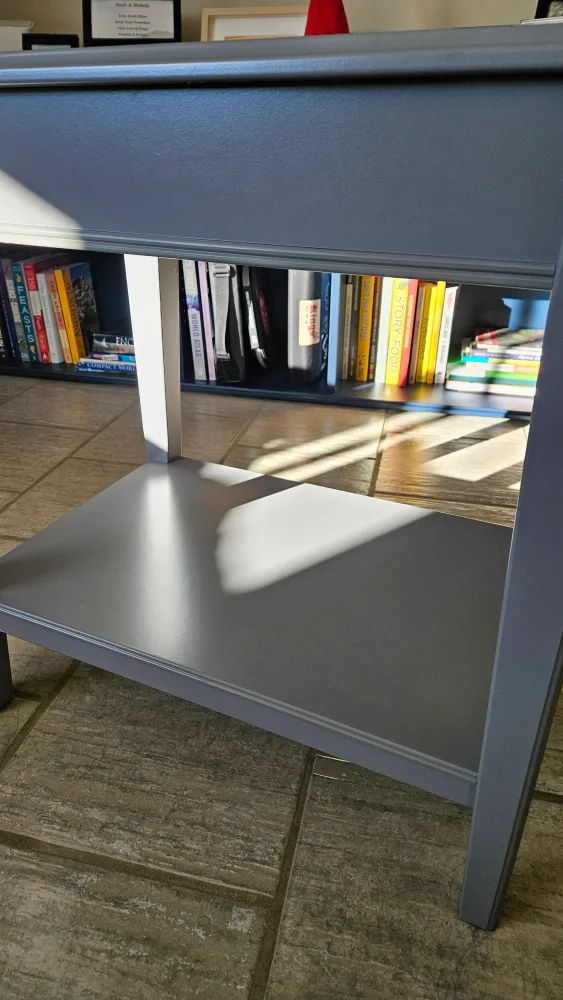 Grey Glass Top Side Table image indicator(4)