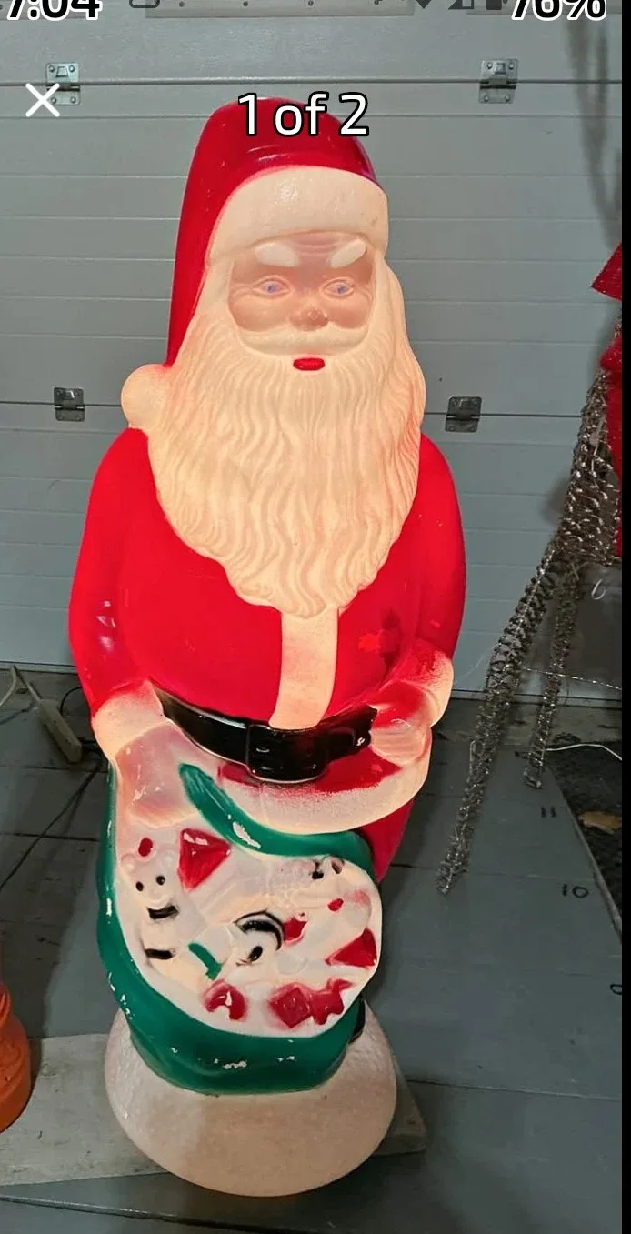 Vintage Blow Mold Santa & Candle image indicator(3)