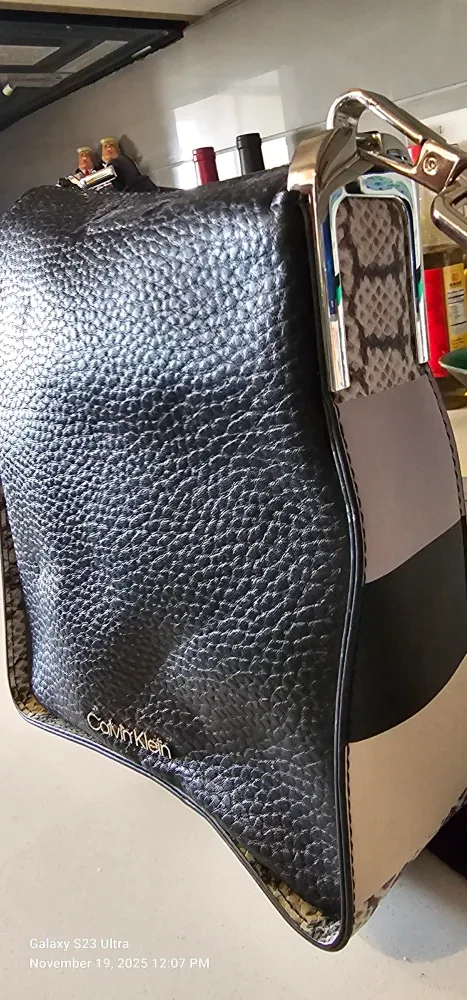 Calvin Klein Black Leather Shoulder Bag