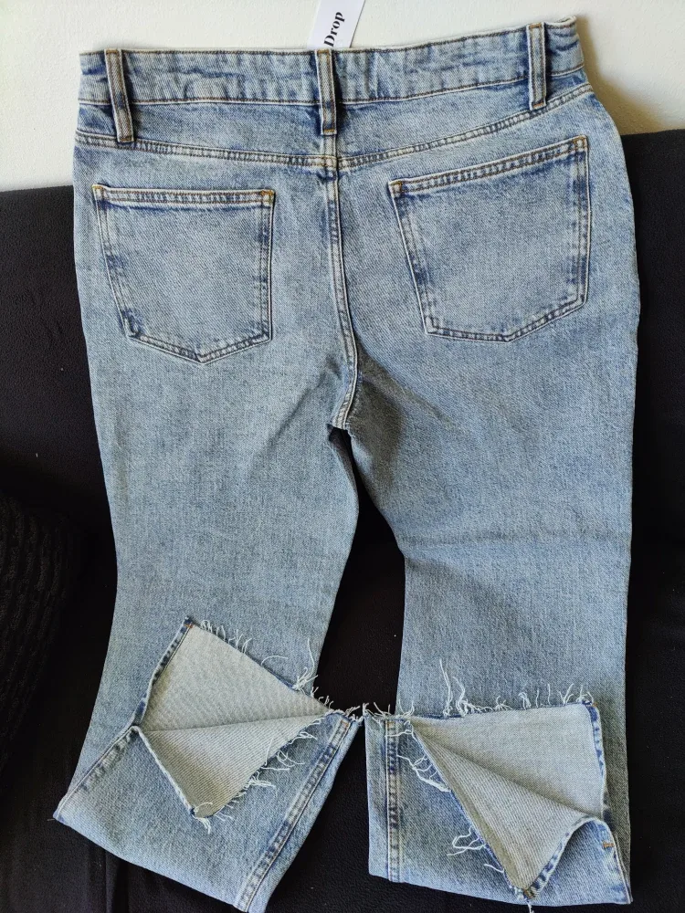 The Drop Women's Vintage Medium Indigo Flare Jeans - Size 30 image indicator(6)