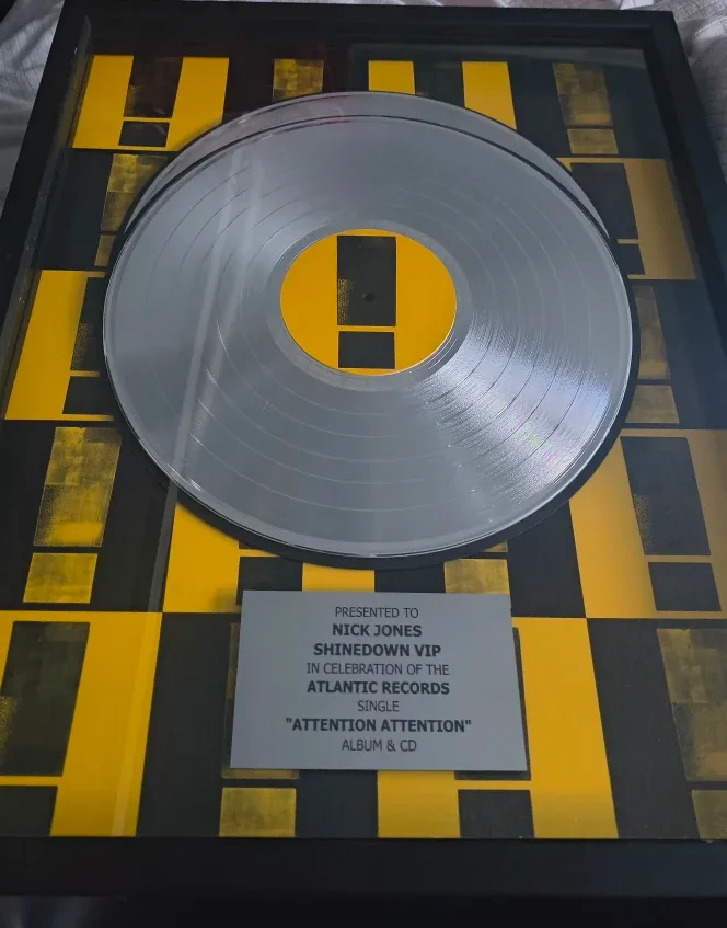 Shinedown VIP Attention Attention Album Record image indicator(2)