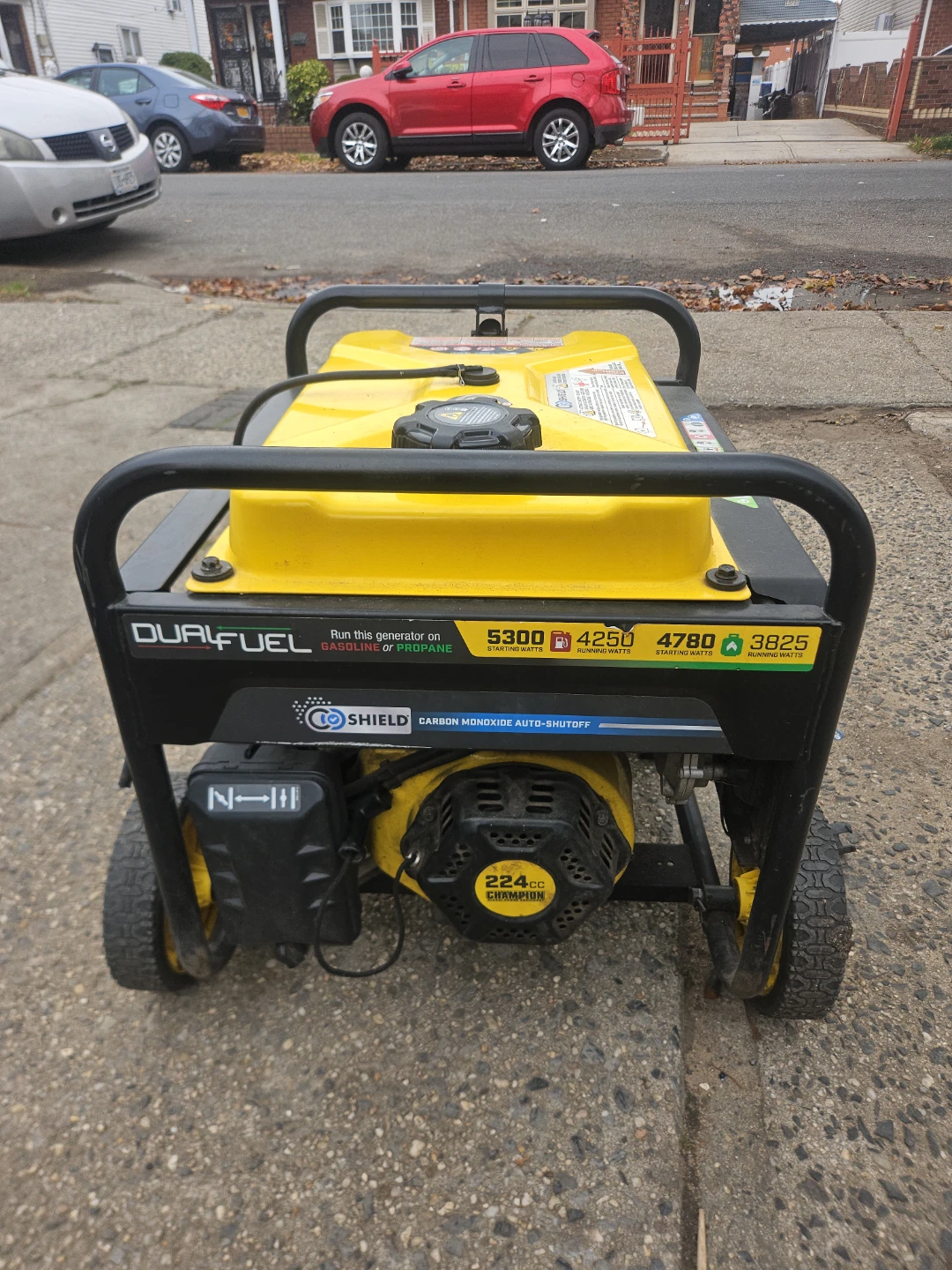 Champion 5300W Dual Fuel Generator