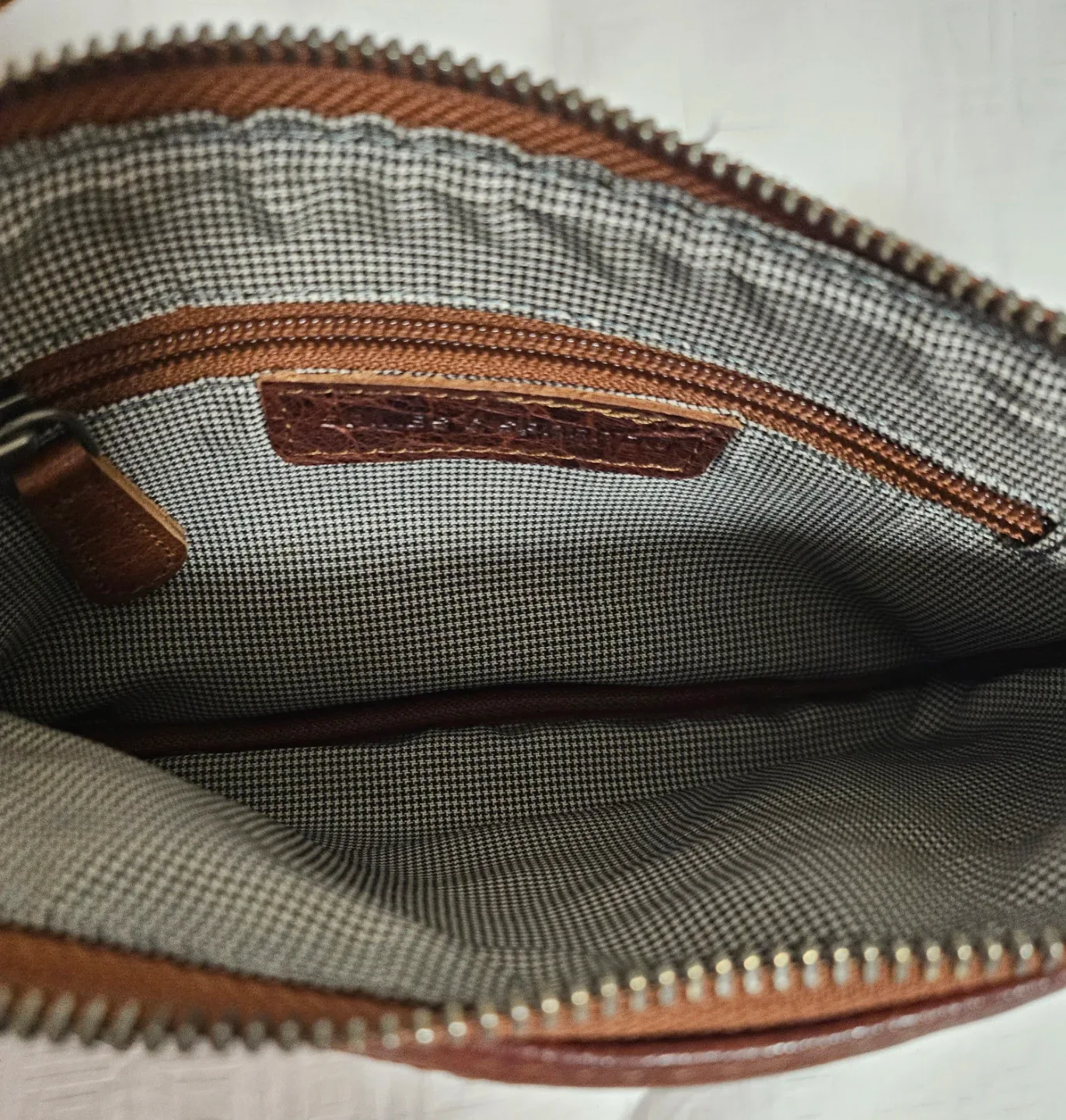 Spikes & Sparrow Brown Leather Belt Bag image indicator(6)