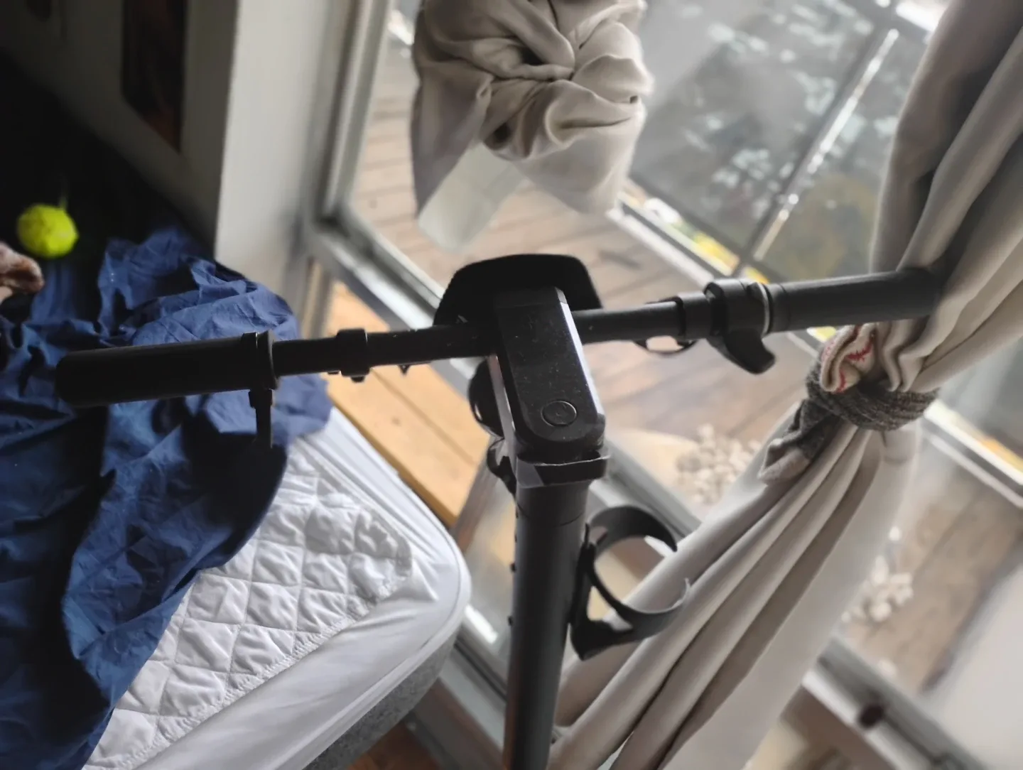 NIU Electric Scooter - Great Condition! image indicator(2)