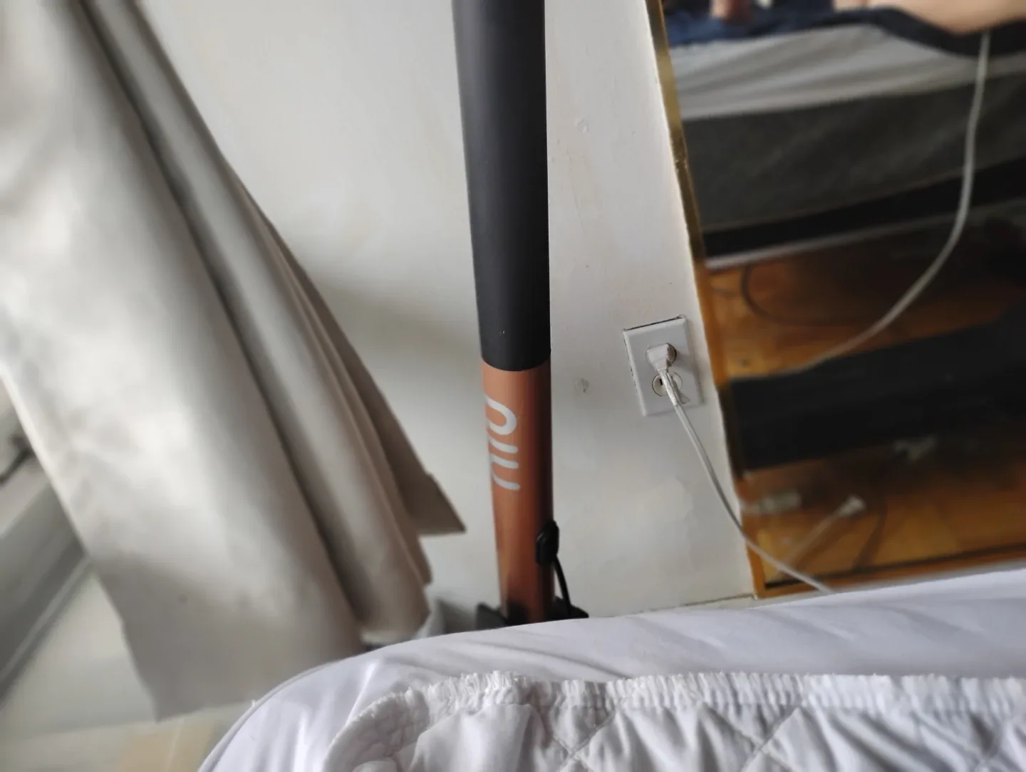 NIU Electric Scooter - Great Condition! image indicator(4)