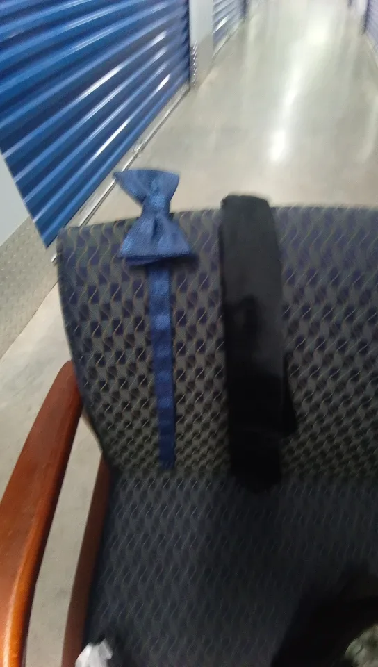 Astor & Black Sartoriale Suit - Pure Virgin Wool image indicator(6)