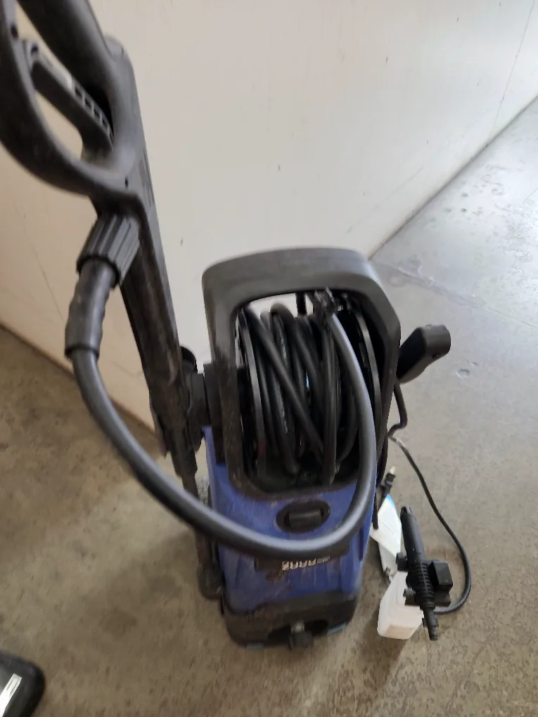 Simoniz 2000 PSI Electric Pressure Washer image indicator(2)