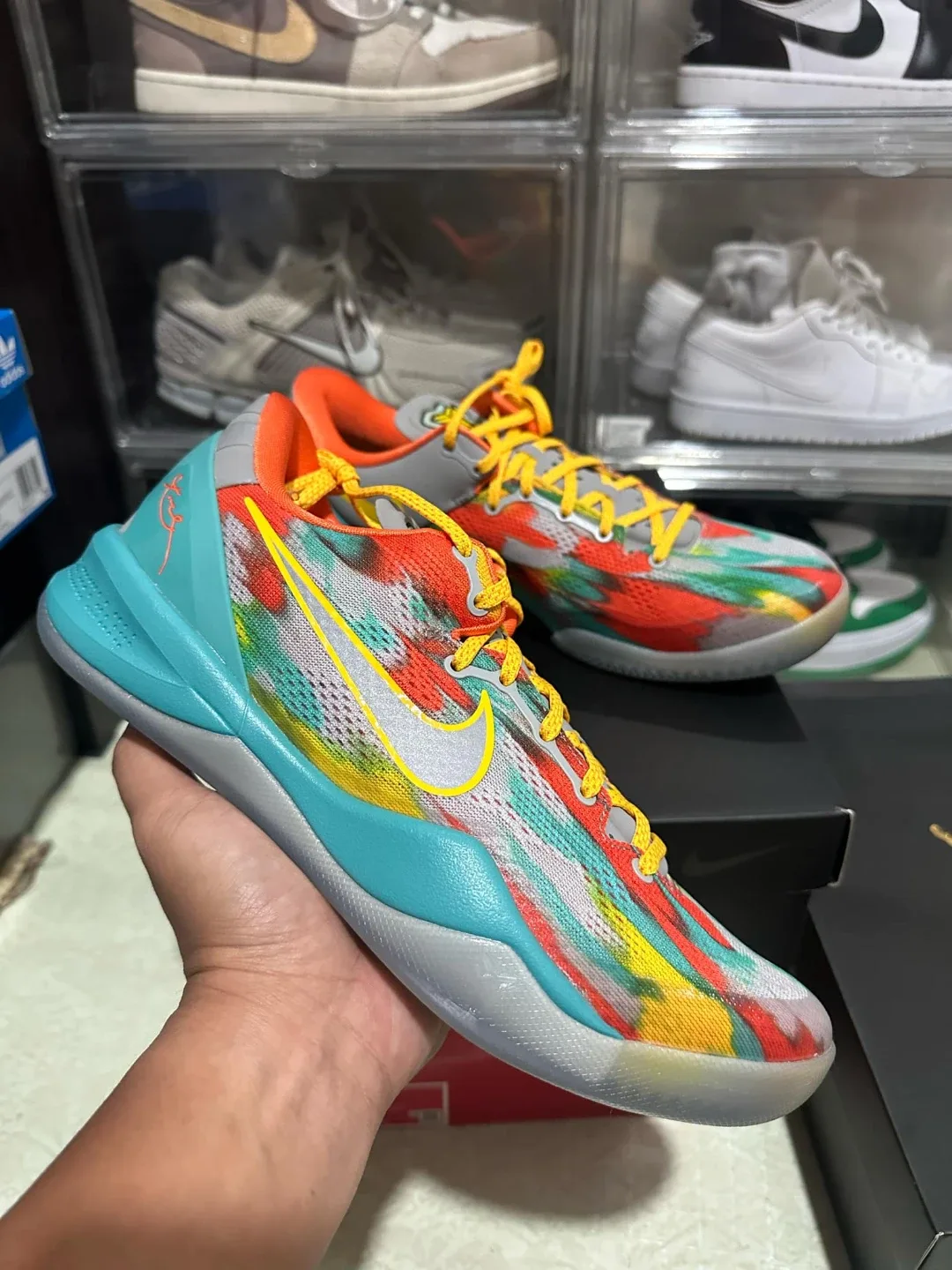 Nike Kobe 8 Size 10 Venice Beach image indicator(2)