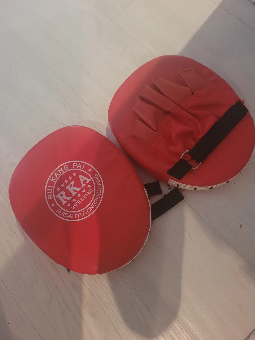 RUI KANG PAI RKA Punching Pads - Red thumbnail