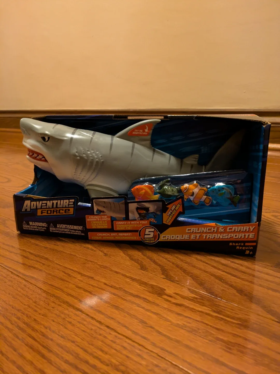 New Adventure Force Crunch & Carry Shark Toy