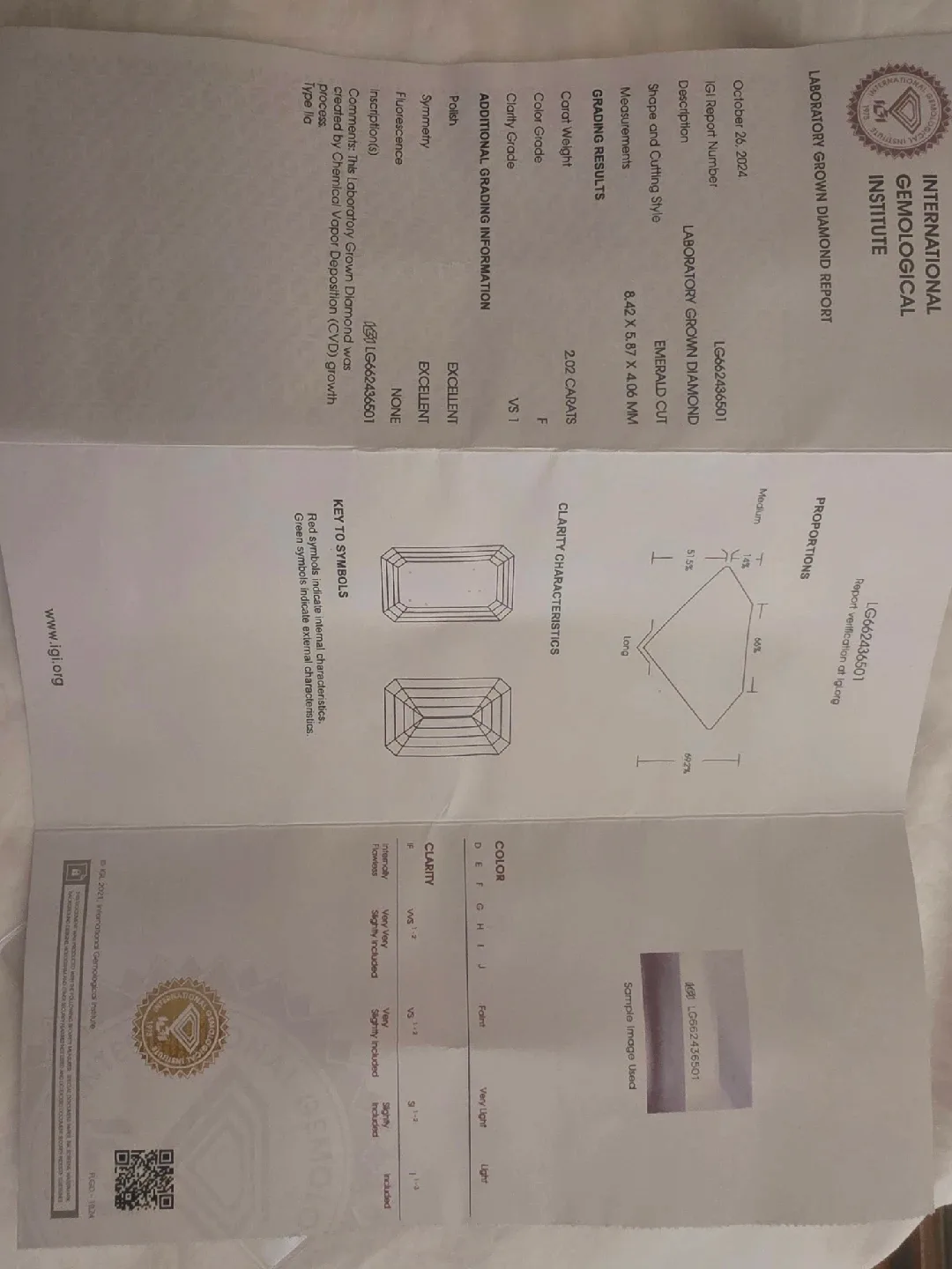 Emerald Cut Diamond Engagement Ring image indicator(9)