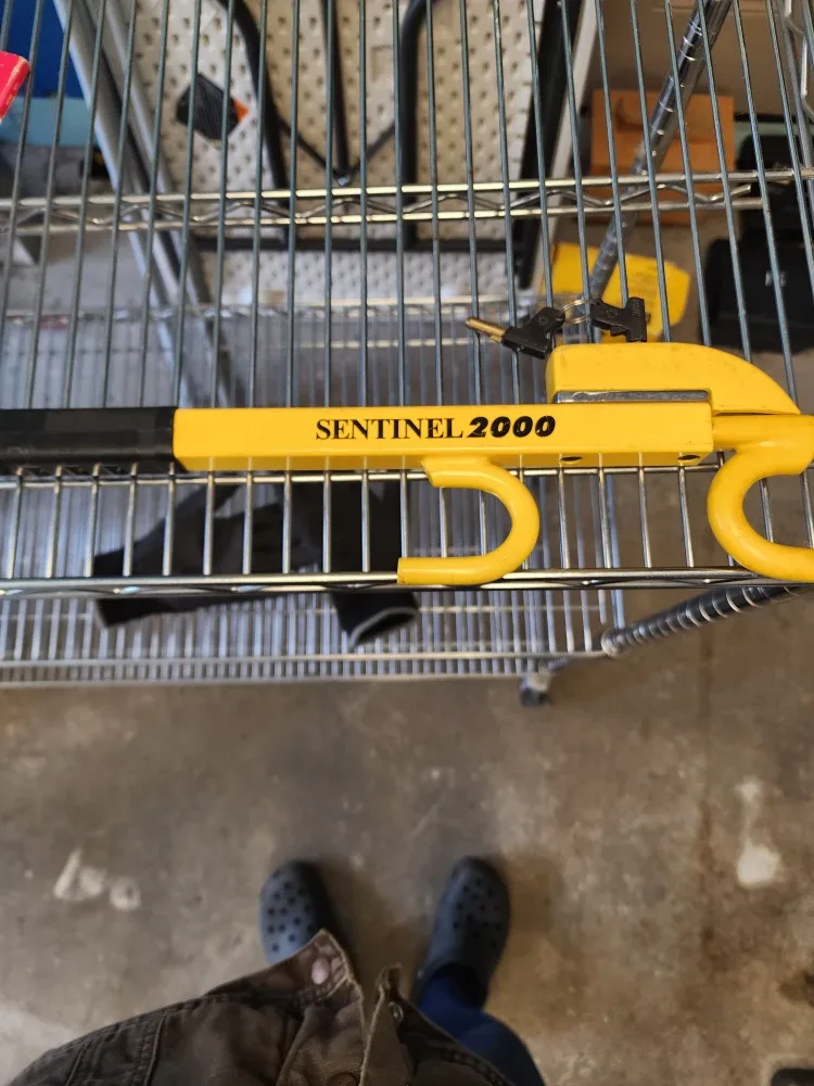 Sentinel 2000 Steering Wheel Lock - Yellow