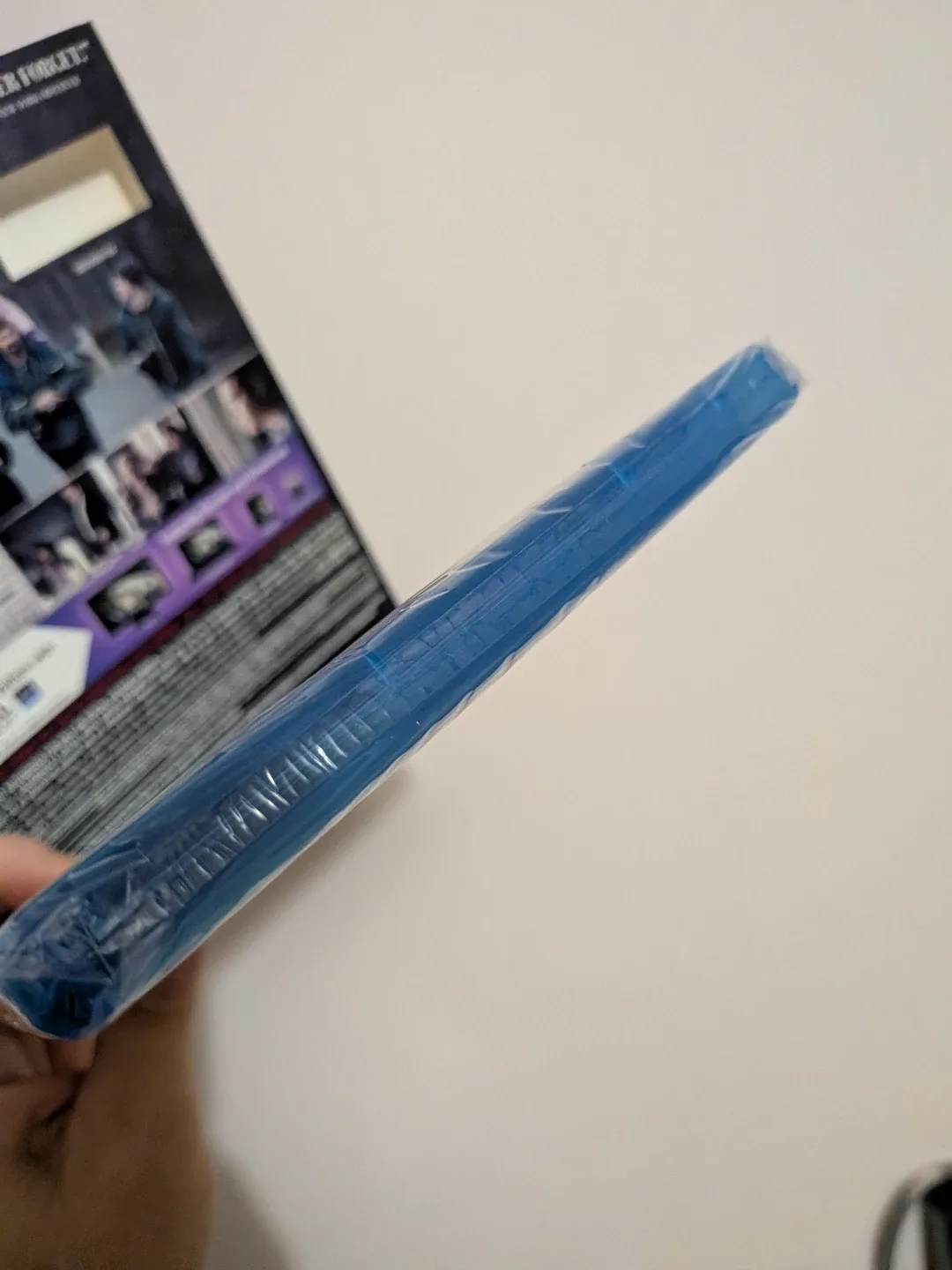 Prisoners Blu-ray + DVD New in sealed pkg image indicator(8)