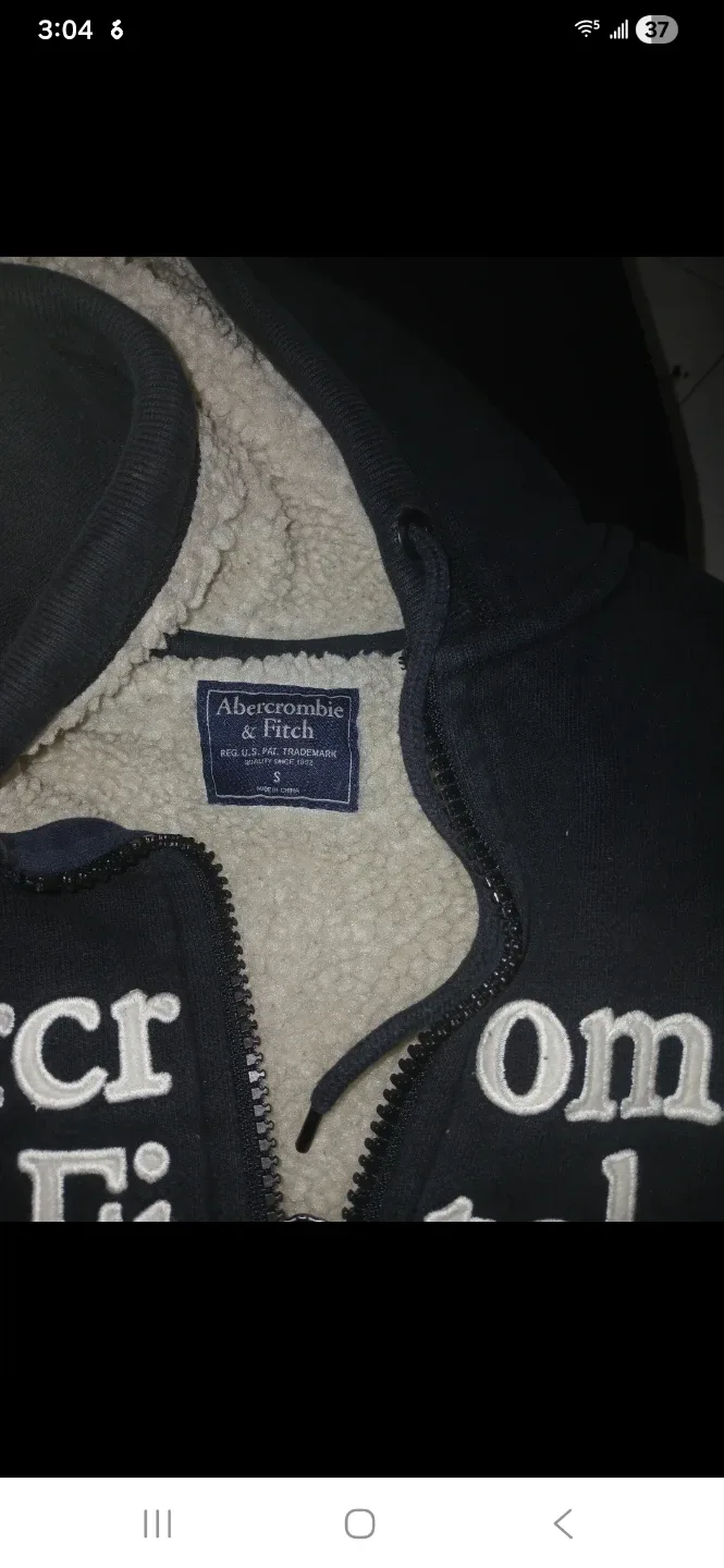 Abercrombie & Fitch Sherpa-Lined Hoodie image indicator(2)
