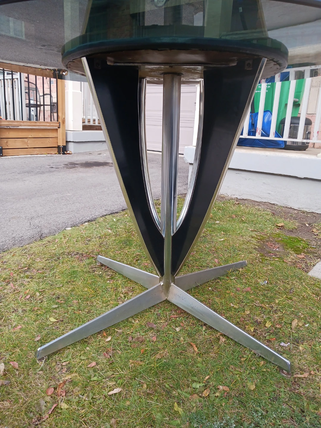 Round Glass Top Dining Table